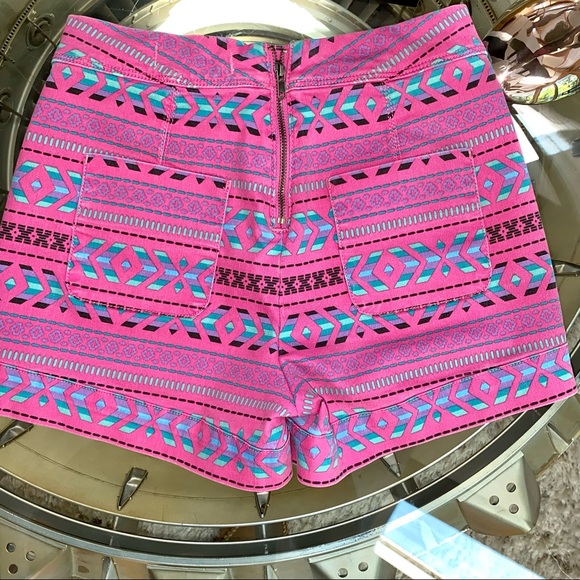 🔥SALE🔥SHORTS BUNDLE. S/XS ♥️FUN🏖 ( Stash this BARGAIN BUNDLE til SPRING ) ♥️ - Picture 16 of 16